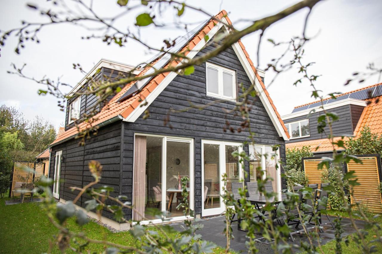 Het Mienterbos Villa De Koog  Exterior photo